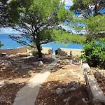 Fisherman's House Mladen