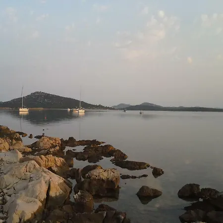 Fisherman's House Mladen Holiday home