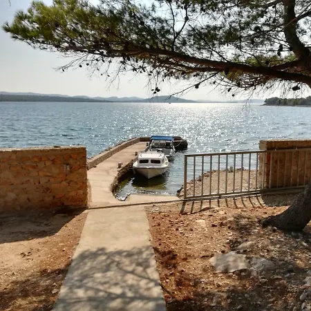 Fisherman's House Mladen